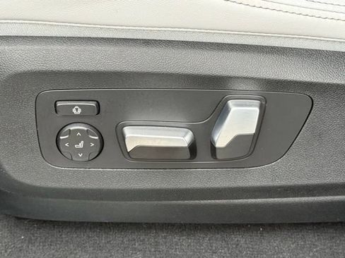 Used 2026 BMW X5 sDrive40i w/ M Sport Package RWD image 21