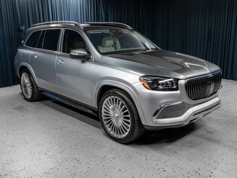 Certified 2023 Mercedes-Benz Maybach GLS 600 4MATIC image 3