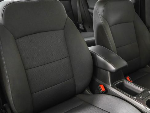 Used 2019 Chevrolet Cruze LT image 45