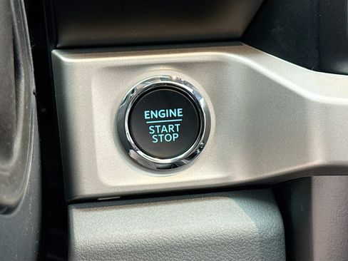 New 2026 Ford F250 XLT AWD/4WD image 9