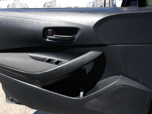 Used 2023 Toyota Corolla LE image 44