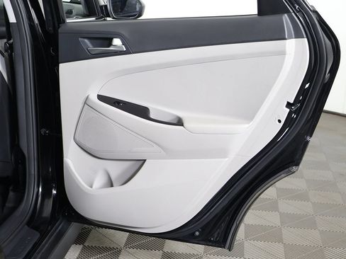 Used 2019 Hyundai Tucson SE FWD image 22
