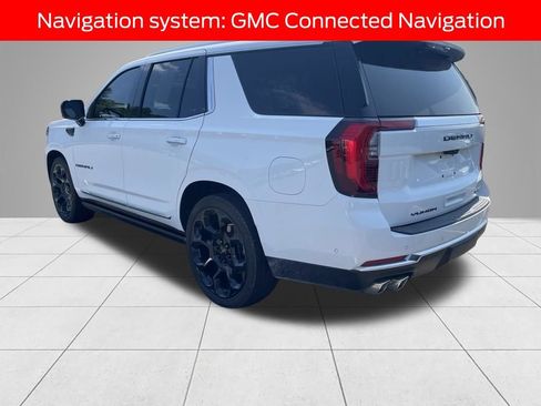 Used 2026 GMC Yukon Denali w/ Denali Reserve Package AWD/4WD image 5