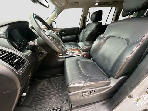 Used 2017 Nissan Armada Platinum w/ Interior Lighting Package image 23