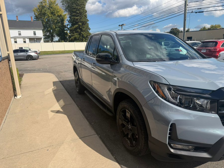 Used 2024 Honda Ridgeline Black Edition image 11