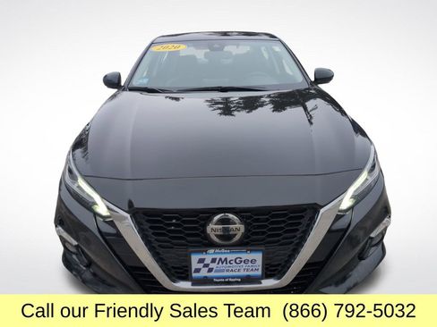 Used 2020 Nissan Altima 2.0 Platinum image 9