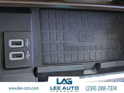 Used 2018 Ford Expedition Platinum RWD image 31