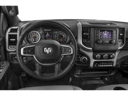 Used 2024 RAM 3500 Tradesman w/ Chrome Appearance Group AWD/4WD image 7