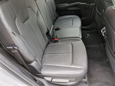 Certified 2025 Kia Sorento S image 26