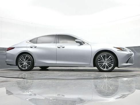 Certified 2022 Lexus ES 350 w/ Premium Package FWD image 43