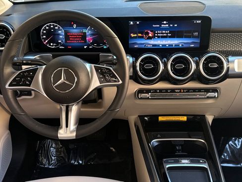 Certified 2026 Mercedes-Benz GLB 250 image 29