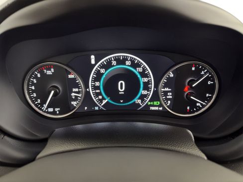 Used 2019 Buick Envision Premium w/ Driver Confidence Package image 26