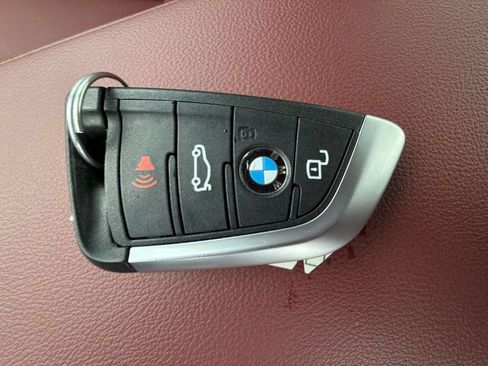 Used 2023 BMW 330i xDrive Sedan w/ M Sport Package AWD/4WD image 28