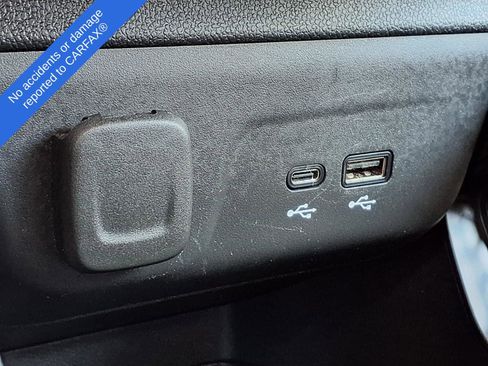Used 2024 Chevrolet TrailBlazer LT FWD image 24