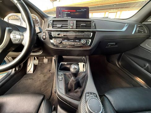 Used 2018 BMW M2 RWD image 23