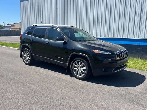 Used 2016 Jeep Cherokee Limited FWD image 3