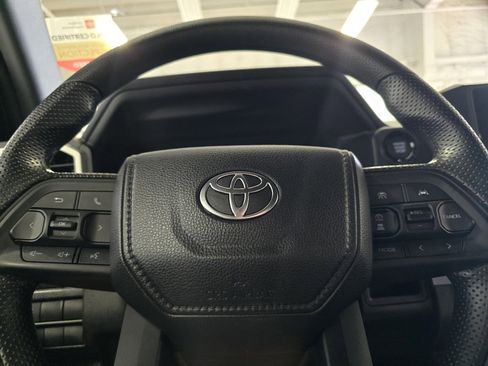 Certified 2025 Toyota Tacoma SR5 image 26