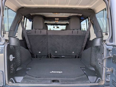 Used 2017 Jeep Wrangler Unlimited Sport AWD/4WD image 44