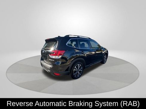 Used 2020 Subaru Forester Limited image 7