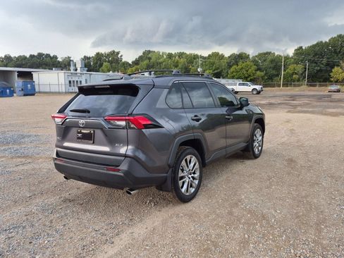 Used 2023 Toyota RAV4 XLE Premium FWD image 6