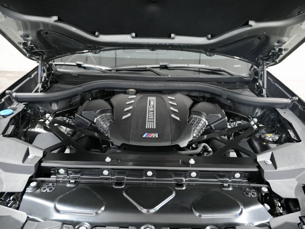 Used 2022 BMW X5 M w/ Competition Package 2 AWD/4WD image 46
