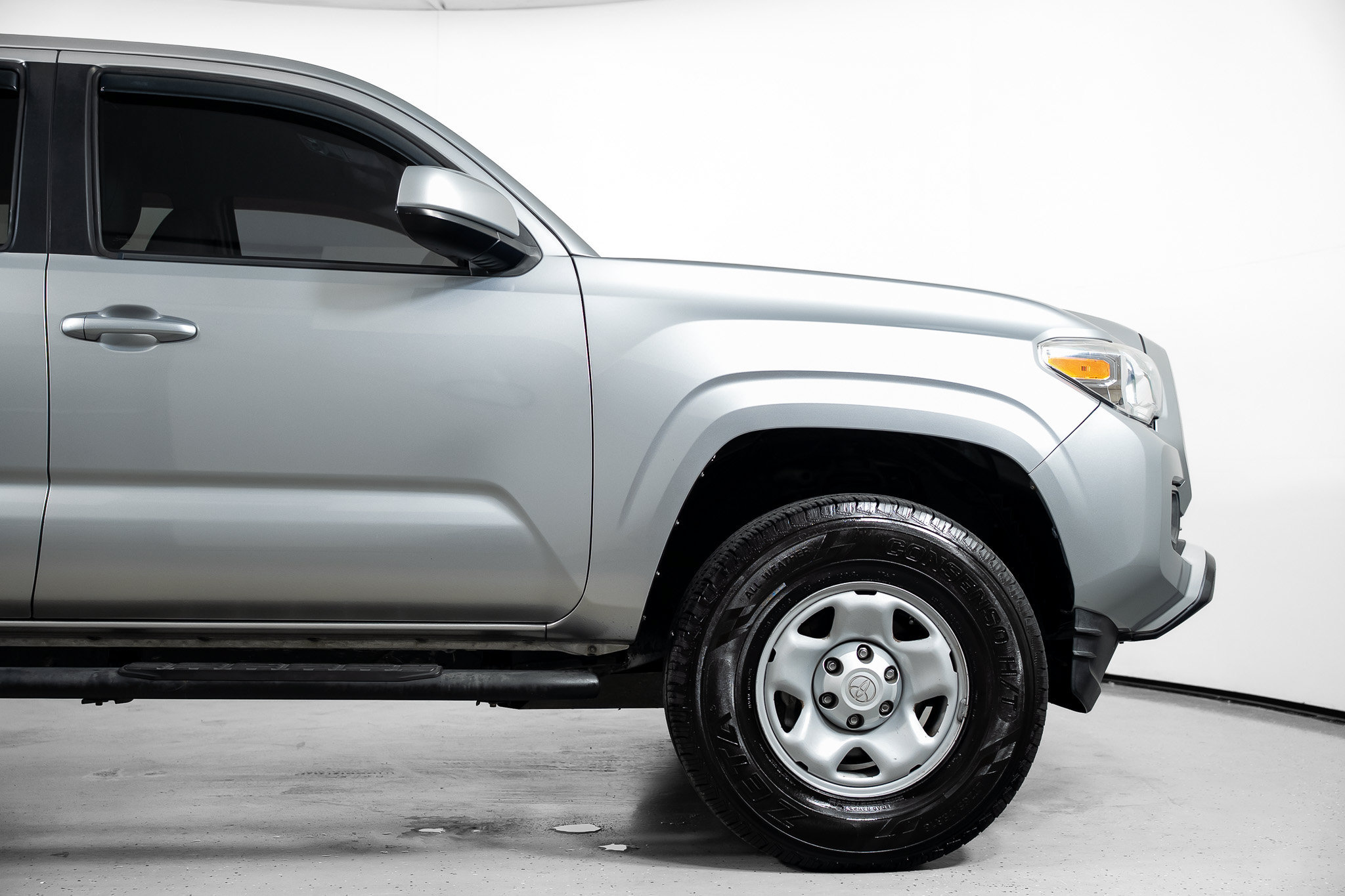 Used 2019 Toyota Tacoma SR w/ SR Convenience Package RWD image 4
