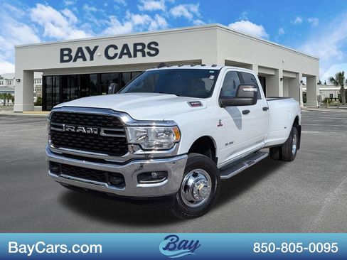 Used 2024 RAM 3500 Big Horn AWD/4WD image 1