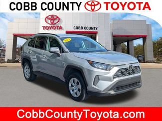 Used 2021 Toyota RAV4 LE FWD video 1