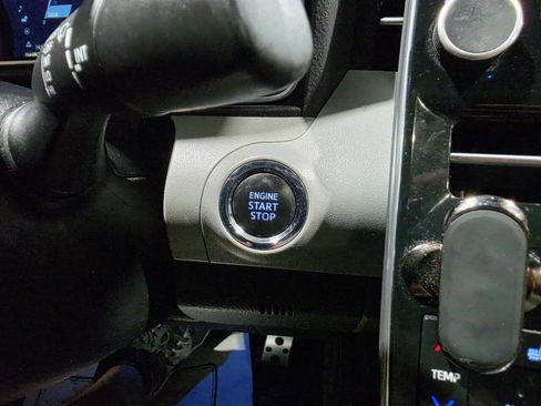 Used 2019 Toyota Avalon XSE w/ All Weather Liner Package FWD image 40
