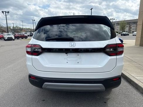 Certified 2024 Honda Pilot EX-L image 3