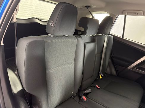 Used 2017 Toyota RAV4 LE image 23