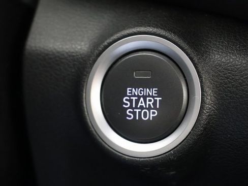 Used 2023 Hyundai Kona Limited image 17