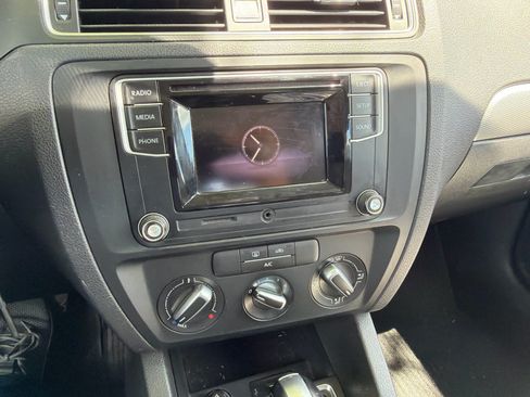 Used 2018 Volkswagen Jetta S FWD image 7