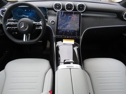 New 2026 Mercedes-Benz GLC 300 4MATIC image 32