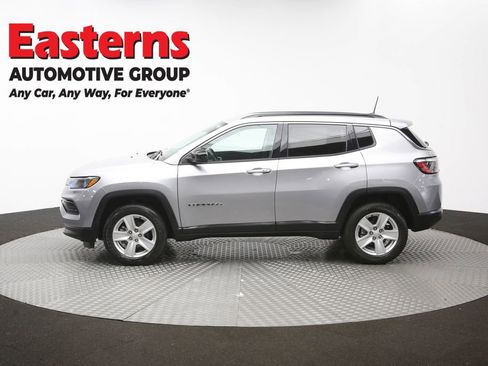 Used 2022 Jeep Compass Latitude w/ Convenience Group AWD/4WD image 59