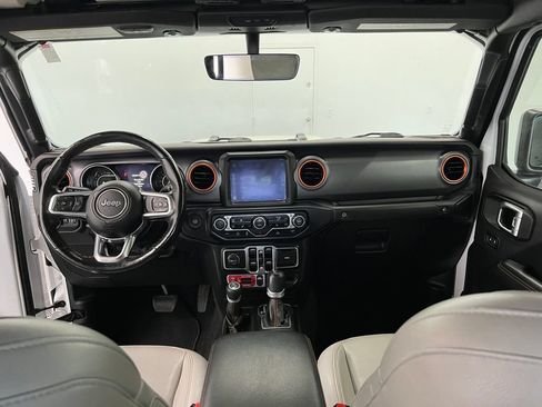 Used 2021 Jeep Gladiator Mojave AWD/4WD image 13
