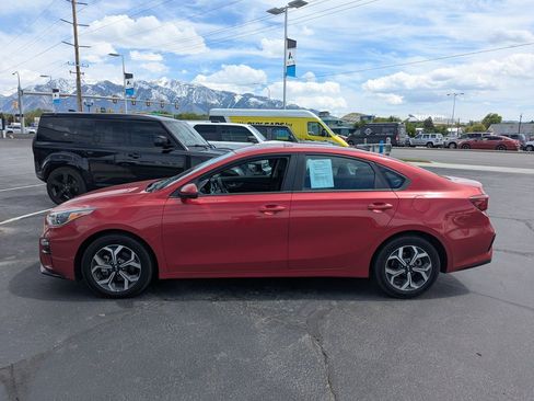 Used 2021 Kia Forte LXS FWD image 8