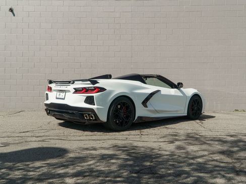 Used 2023 Chevrolet Corvette Stingray Premium Conv w/ Z51 Performance Package RWD image 7