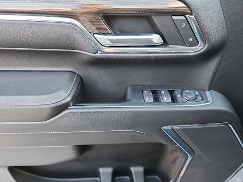 Used 2024 Chevrolet Silverado 1500 LT image 13