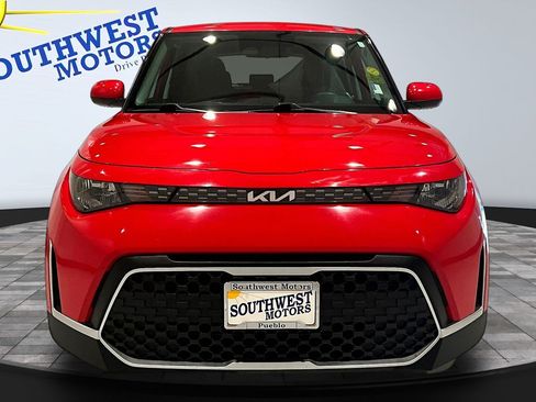 Used 2023 Kia Soul LX w/ Option Group 015 FWD image 2