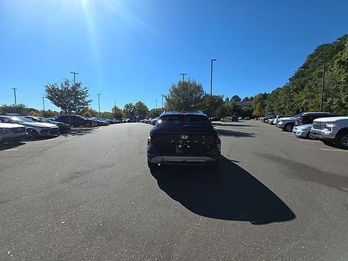 New 2026 Hyundai Kona SEL Premium image 18