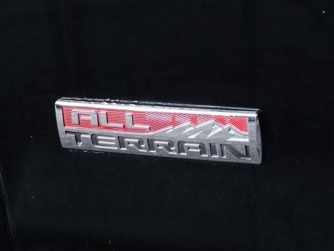Used 2018 GMC Sierra 1500 SLT AWD/4WD image 51