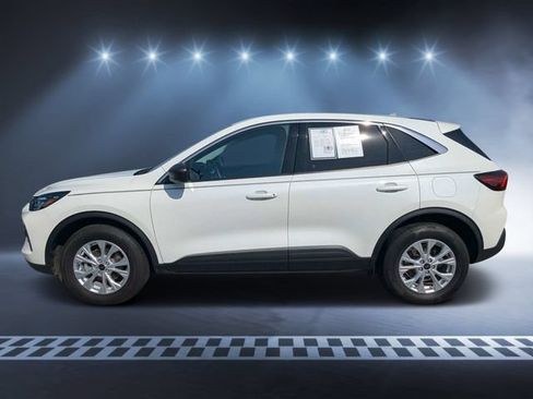 Used 2023 Ford Escape Active AWD/4WD image 6