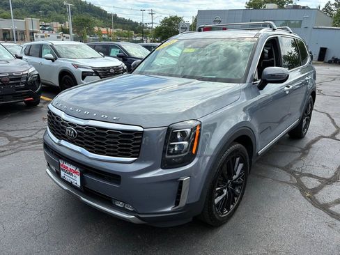 Used 2020 Kia Telluride SX w/ SX Prestige Package AWD/4WD image 3