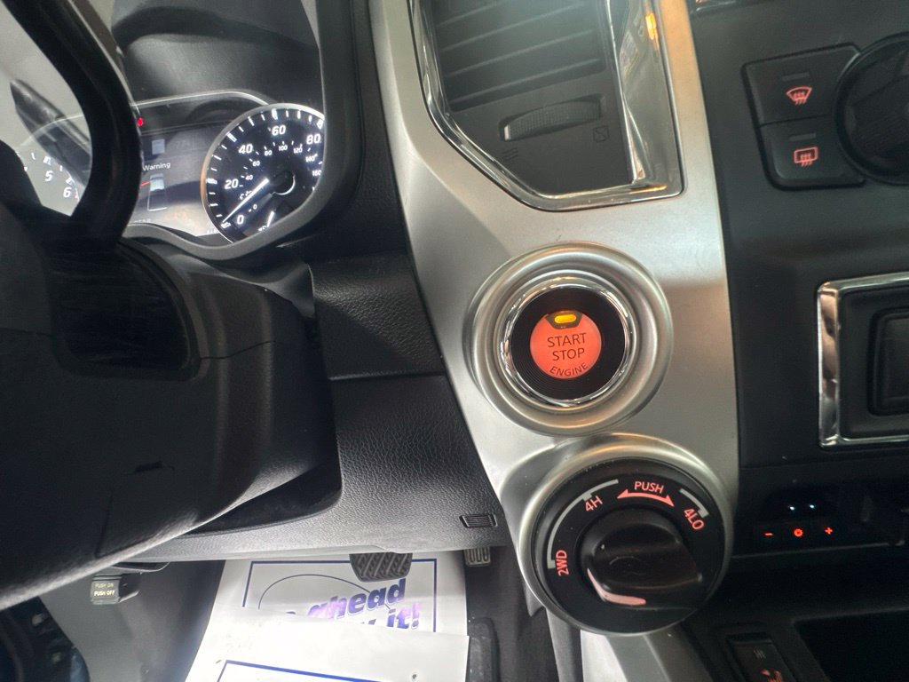 Used 2021 Nissan Titan SV w/ SV Convenience Package AWD/4WD image 32