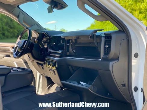 Used 2024 Chevrolet Silverado 2500 LT AWD/4WD image 24