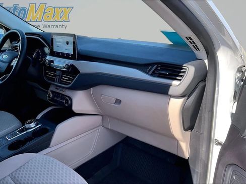 Used 2022 Ford Escape SE w/ SE Sport Appearance Package AWD/4WD image 31