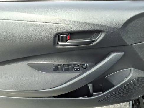 Certified 2024 Toyota Corolla LE image 10