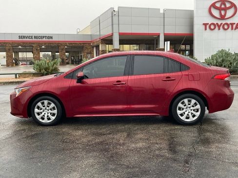 Certified 2022 Toyota Corolla LE image 7