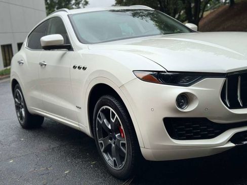 Used 2018 Maserati Levante S GranSport AWD/4WD image 15